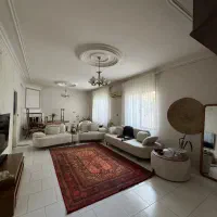 همکف ۱۱۳ متری حیاط دار / حافظ قبل پیروزی