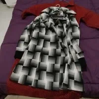 پالتو سایز 46 اون یکی تا 52 میخوره