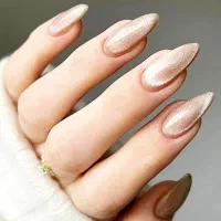 آرایشگاه تخصصی زنانه پاکسازی/کاشت ناخن/آرایش دائم|خدمات آرایشگری و زیبایی|یزد, |دیوار