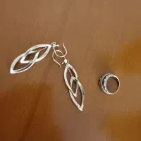 گوشواره و انگشتر فروش فوری