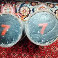 2تا دمبل یکی 7نیم کیلو یکی هم 5کیلو