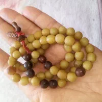 تسبیح چند عددقدیمی|جواهرات|نهاوند, |دیوار
