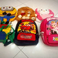 کیف و کفش اسپرت نو|کیف، کفش، کمربند|بیرجند, |دیوار