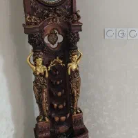 ساعت آبنمای ایستاده
