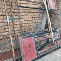 درب مغازه جنس خوب فقط رنگ شه.|مصالح و تجهیزات ساختمان|خاوه, |دیوار