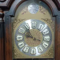 ساعت دیواری قدی