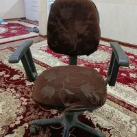 صندلی چرخدار اداری