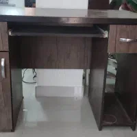 میزکامپیوتر. یک میلیون