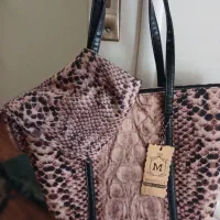 کیف و شال ست همدیگه|کیف، کفش، کمربند|صدرا-فارس, فاز ۱|دیوار