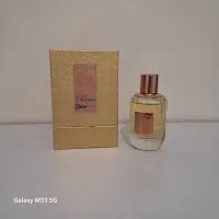 ادکلن زنانه پویزیا مدل دالیا
