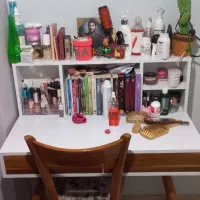 میز تحریر و ارایش