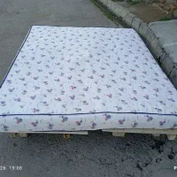 کفی تخت خواب با تشک