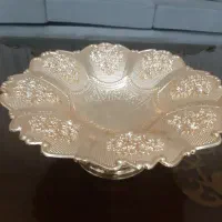 ظرف طلایی پذیرایی
