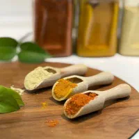 ادویه های خونگی و دست ساز