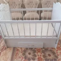 تخت خواب وتشک کودک