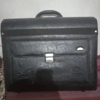 کیف خلبانی و دامپزشکی