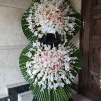 تاج گل ترحیم طبیعی
