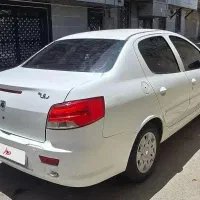 رانا پلاس سفید مدل ۱۴۰۰