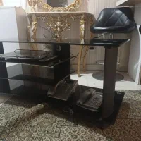 یک عدد میز زیر تلویزیون شیشه ای|میز تلویزیون|تهران, پرواز|دیوار