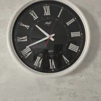 ساعت دیواری