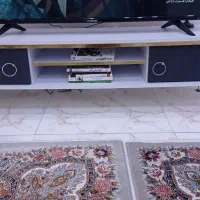 میز تلویزیون و آینه کنسول