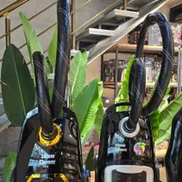 فروش (عمده و تک)جارو برقی  دسینی ایتالیا 2800و2800