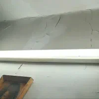 لامپ‌ مهتابی بزرک