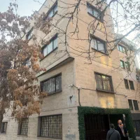 175-متر-کلنگی-بر-سئول