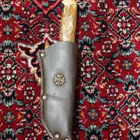 یک عدد چاقو