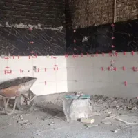 کاشیکاری بدنه وکف متری 200روزمزد کار میکنم