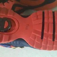 بوت اسپرت|کیف، کفش، کمربند|بومهن, |دیوار