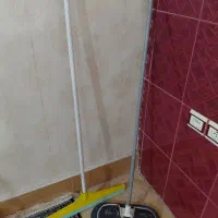 تی و شیشه پاکن