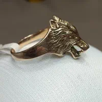 انگشتر گرگ نشان