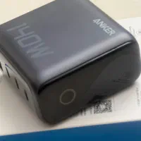 شارژر ۱۴۰ وات انکر با نمایشگر