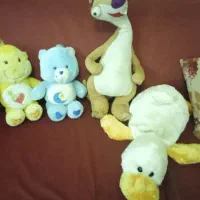 «تعدادی عروسک»