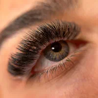 کلاس های تخصصی اکستنشن مژه به صورت گروهی و خصوصی