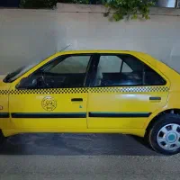 تاکسی تو شهری روآ مدل ۹۰