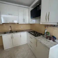 رهن-کامل-آپارتمان-110-متری-کف-سرامیک-وکاغذ-دیواری