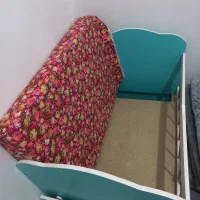 تخت|تخت و صندلی بچه|رشت, هلال احمر|دیوار