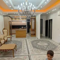 ساختمان۳ طبقه یکجا با پارکینگ