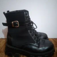 پوتین سایز ۳۷ سالم بدون مشکلی