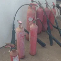 تعدادی کپسول آتشنشانی