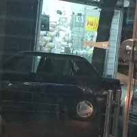 مغازه ۳۵ گذر شلوغ