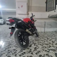 موتور مگلی۲۰۰ مدل۴۰۲ کم کار|موتورسیکلت|صحنه, |دیوار