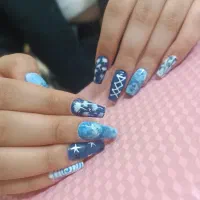 خدمات زیبایی ناخن