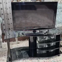 تلویزیون lcd بهمراه میز
