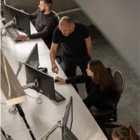 همکاری / فروش تلفنی با درآمدی عالی