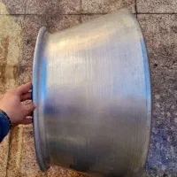 دیگ روی قدیمی ته گرد برای نذری و مهمون