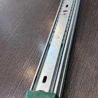 کارگر اتباع اقا و خانم