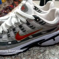 کتونی نایک|کیف، کفش، کمربند|سرعین, |دیوار